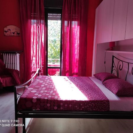Beb Da Gaia E Giulio Bed & Breakfast Reno Di Leggiuno Dış mekan fotoğraf
