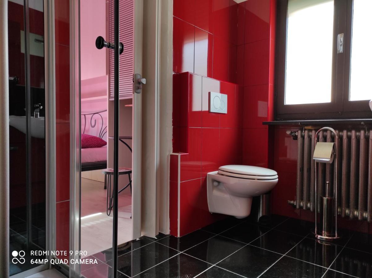 Beb Da Gaia E Giulio Bed & Breakfast Reno Di Leggiuno Dış mekan fotoğraf