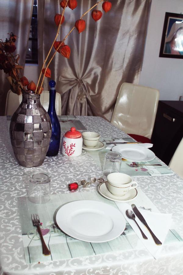 Beb Da Gaia E Giulio Bed & Breakfast Reno Di Leggiuno Dış mekan fotoğraf