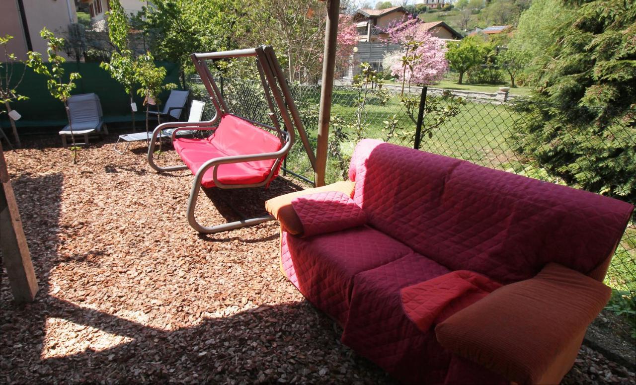 Beb Da Gaia E Giulio Bed & Breakfast Reno Di Leggiuno Dış mekan fotoğraf